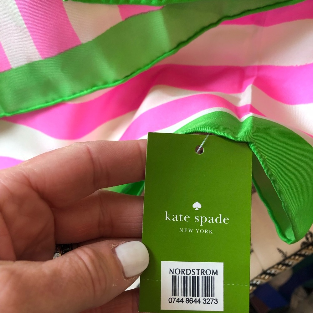 Kate Spade scarf NWT. Square 34x34